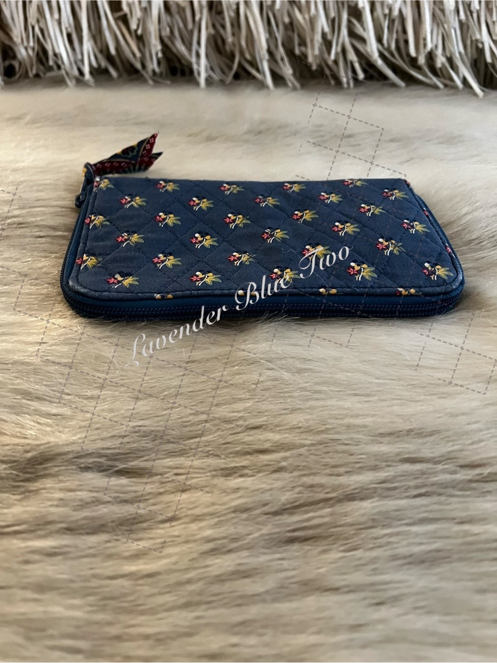 Vintage VERA BRADLEY Emily 2004 Zip Around Wallet Long Red Blue Floral Quilt USA - Picture 8 of 11